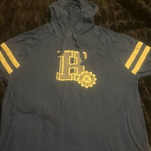 Hooded long sleeved hurley men’s size med